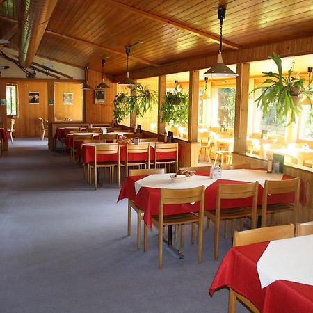 Sporti Grusch Hostel Kültér fotó