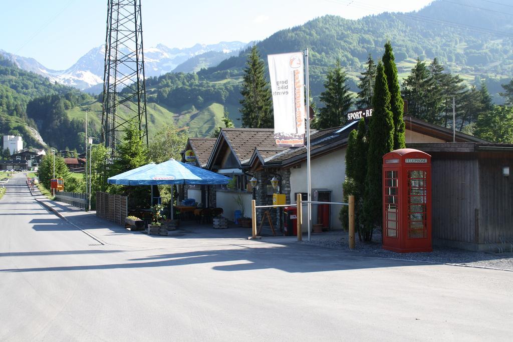Sporti Grusch Hostel Kültér fotó