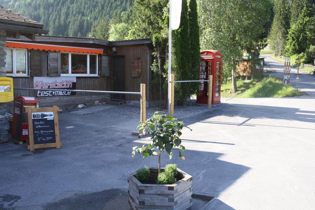 Sporti Grusch Hostel Kültér fotó