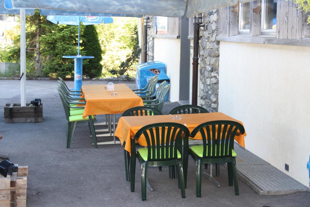 Sporti Grusch Hostel Kültér fotó