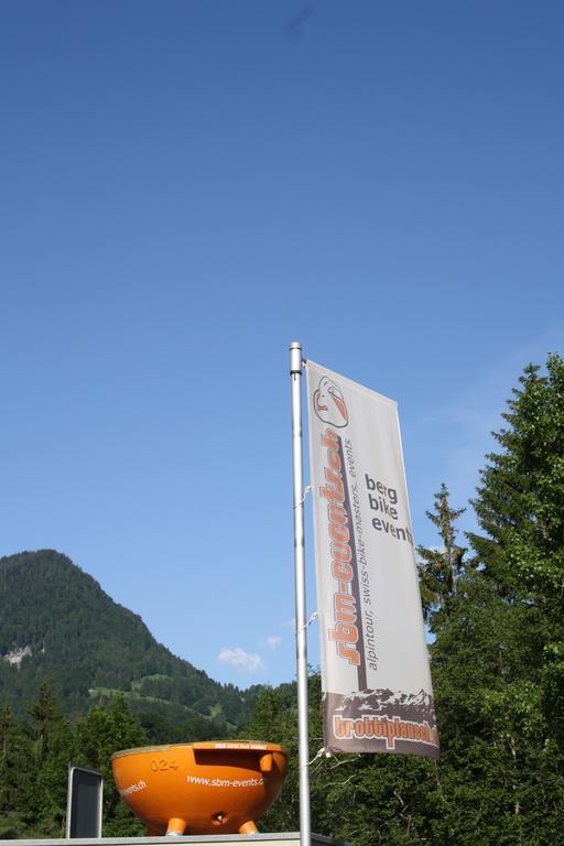 Sporti Grusch Hostel Kültér fotó