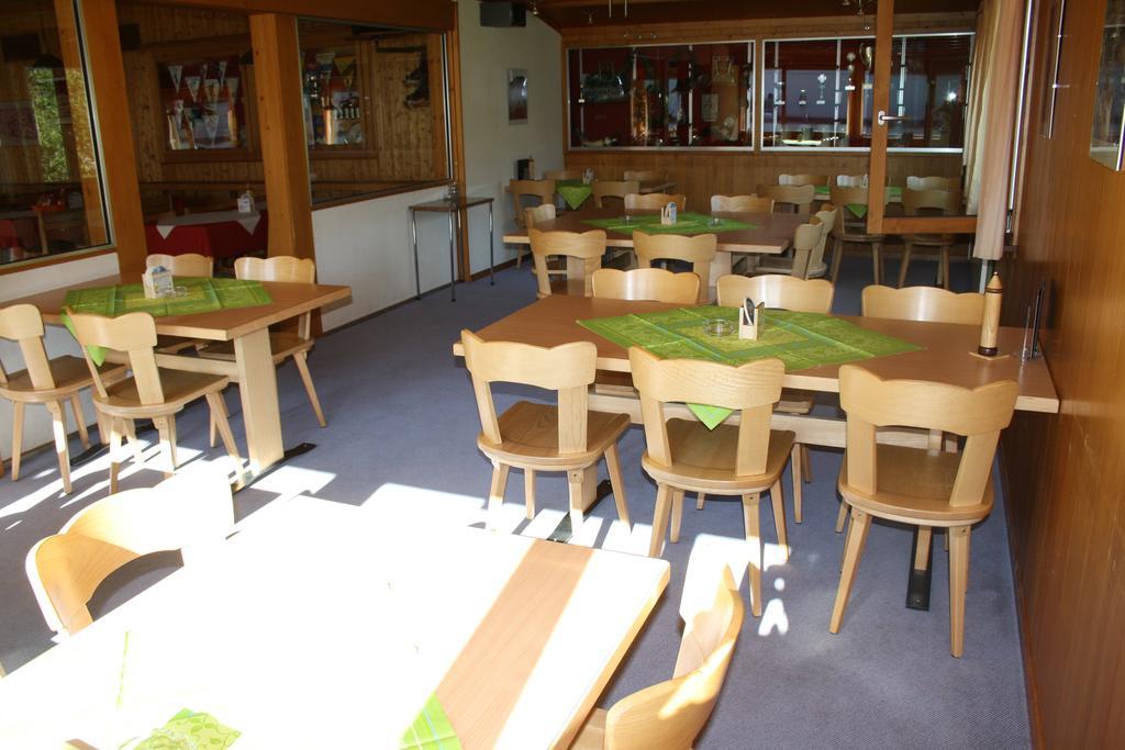 Sporti Grusch Hostel Kültér fotó
