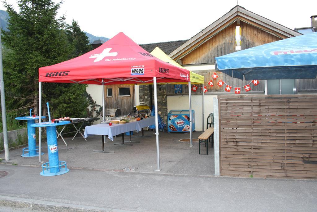 Sporti Grusch Hostel Kültér fotó